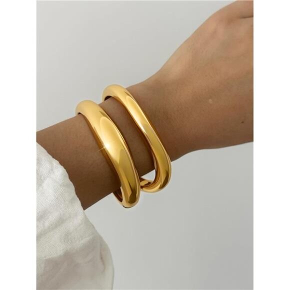 Twisted Waterdrop Gold Bangles | Elegant & Trendy Hinged Bracelets - Picture 2 of 5